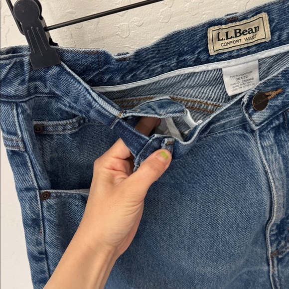 LL Bean Mens Jeans Comfort Waist 36x32 100% Cotton Hidden Elastic - Picture 4 of 9